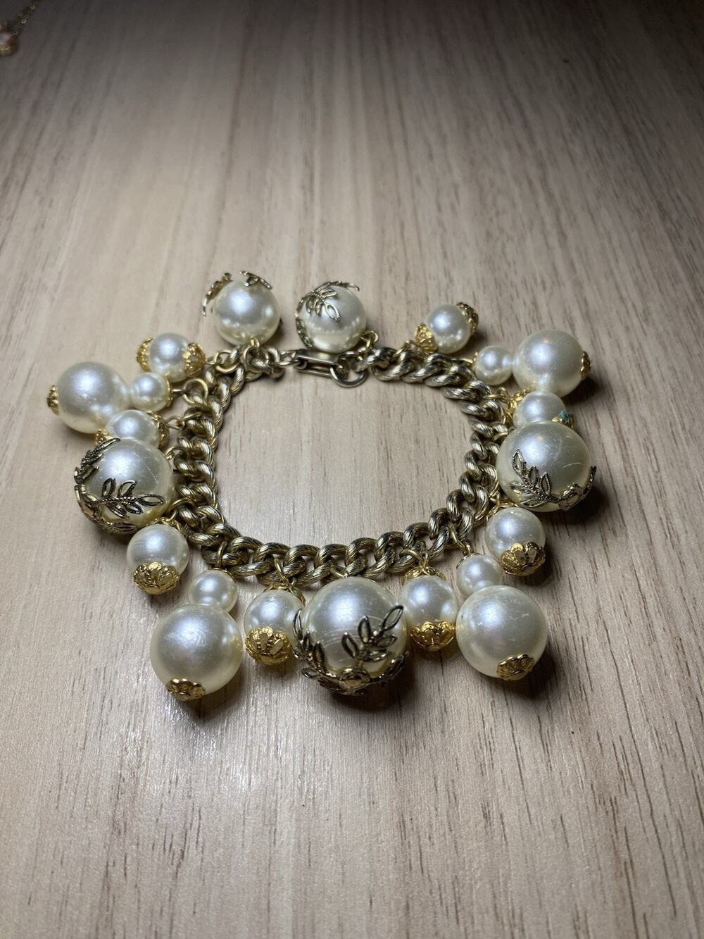 Vintage Napier Gold Tone Dangle Faux Pearls Charms Rope Chain Bracelet 7" Wrist